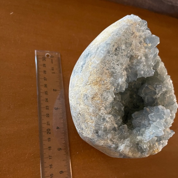 XL Celestite Egg - Picture 2 of 15